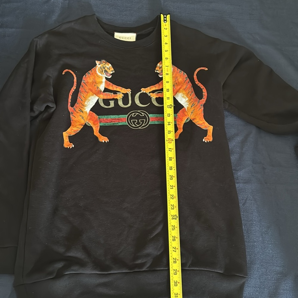 Gucci Black Sweater with Tiger Design - Picture 4 of 12